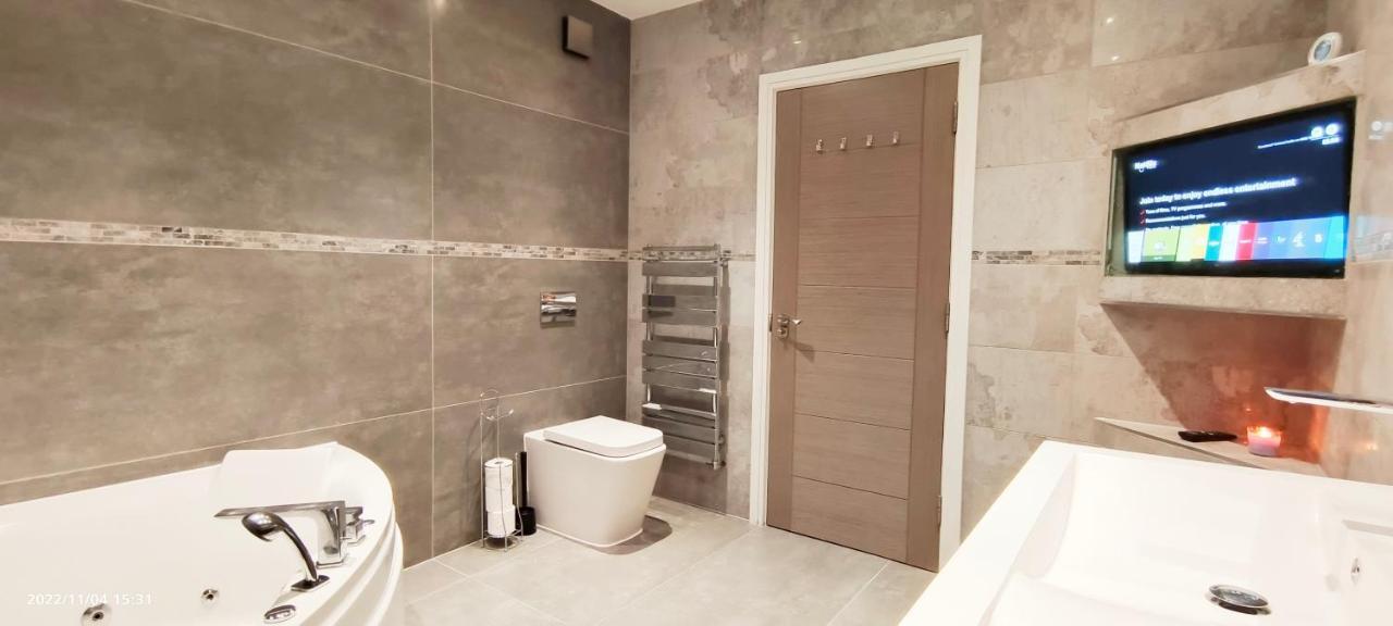First Floor Flat 1 Northwood Apartment London Exterior photo